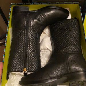 Tory burch boots